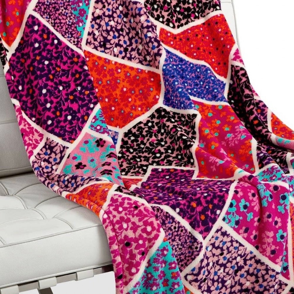 NEW W.TAGS-Vera Bradley modern medley blanket